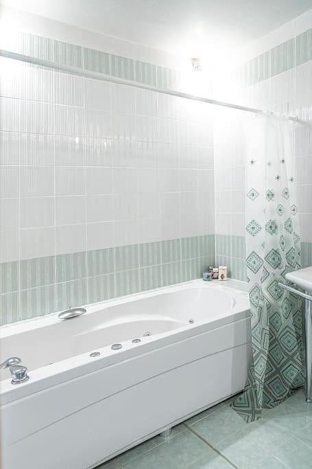 Very Spacious & Modern 3Bed Near Airport & Centre Sófia Exterior foto